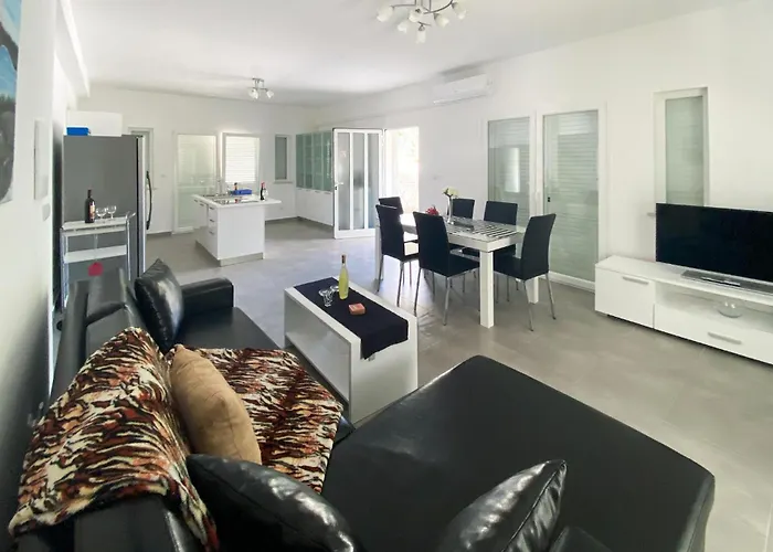 아파트 Grscica 07 Brnistrova